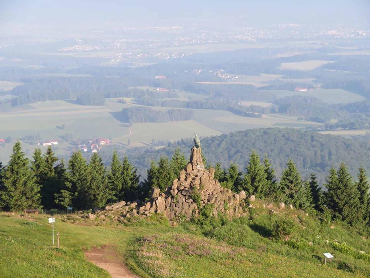 Rhoener Landhotel Haus Zur Wasserkuppe Ehrenberg  Esterno foto